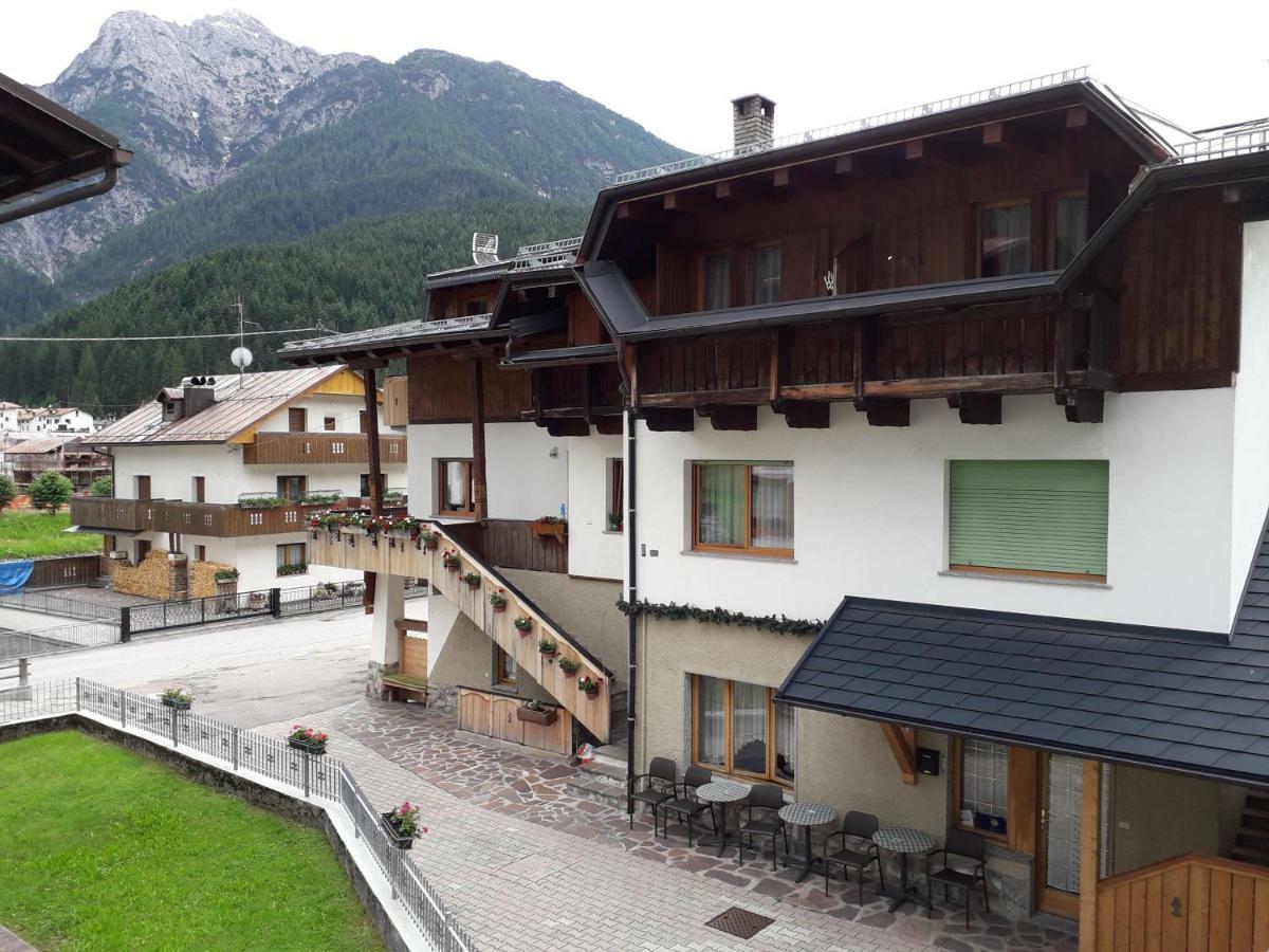 Locanda Da Pierina Hotell Santo Stefano Di Cadore Eksteriør bilde